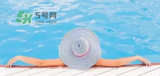 夏天防曬衣什么顏色好？夏天穿什么顏色的防曬衣好？