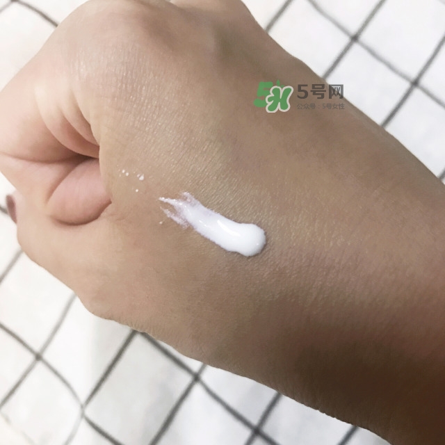 佳雪防曬霜怎么用？佳雪防曬霜要卸妝嗎