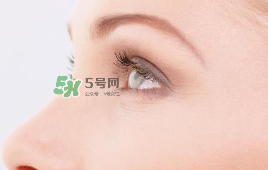 8月份可以割雙眼皮嗎？幾月份割雙眼皮最好？
