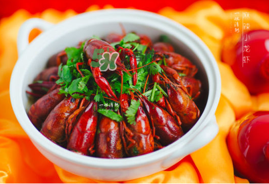 麻辣小龍蝦上火嗎？吃麻辣小龍蝦上火嗎？