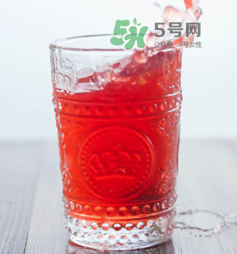 中暑能喝酸梅湯嗎？酸梅湯中暑能不能喝？
