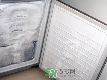冰箱夏天溫度應(yīng)該調(diào)到幾檔？冰箱里面冰太多怎么辦