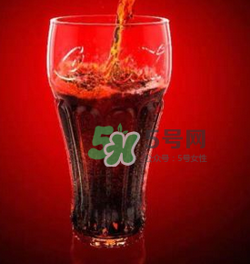 碳酸飲料放冰箱冷凍爆炸 碳酸飲料能放冷凍層嗎？