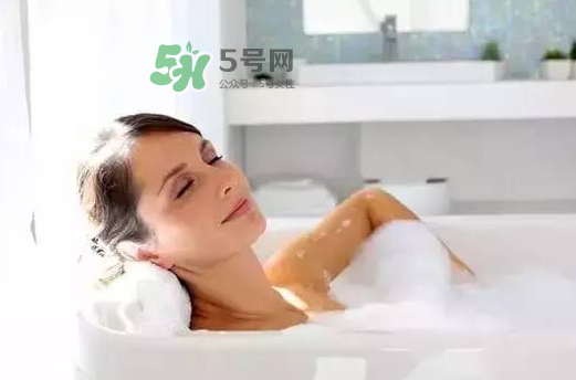 三伏天艾灸后能洗澡嗎？三伏天艾灸后注意事項