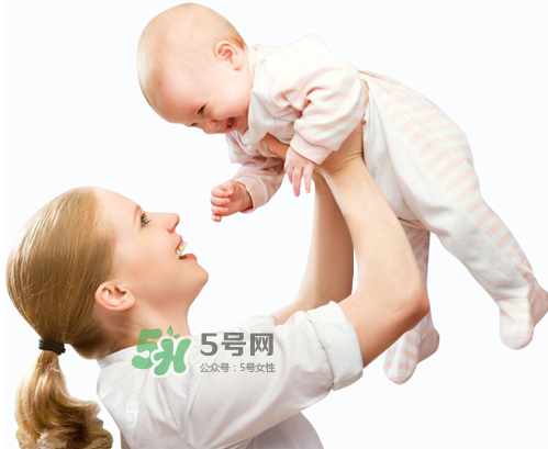 三伏天坐月子可以出門嗎？坐月子多久可以出門？