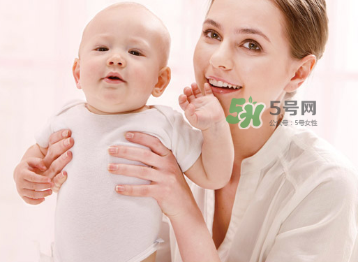 哺乳期上火對寶寶有什么影響？哺乳期上火會影響寶寶上火嗎？