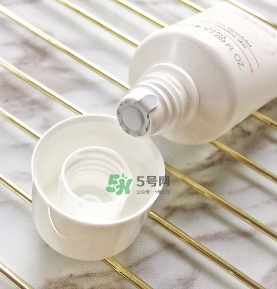 雅漾舒緩保濕面膜用法 雅漾舒緩保濕面膜怎么樣？