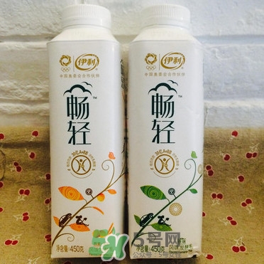  冠益乳和暢輕哪個好？冠益乳好還是暢輕好