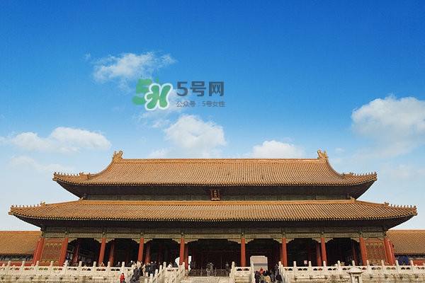 9月份穿什么鞋？九月份可以穿涼鞋嗎？