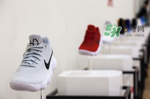 nike hyperdunk 2017尺碼怎么選？hyperdunk2017鞋碼正嗎？