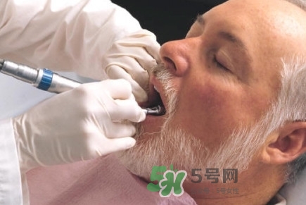 牙齒松動(dòng)吃什么藥有效？牙齒松動(dòng)是缺鈣嗎