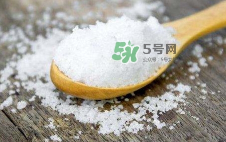 一天吃多少鹽合適？鹽吃多了有什么危害
