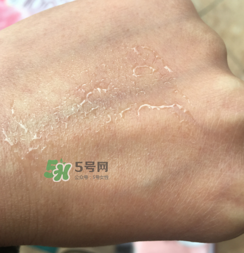 透真玻尿酸爽膚水怎么樣？透真玻尿酸美肌水好用嗎？