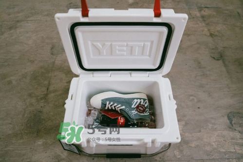 kith cocacola與converse聯(lián)名可樂鞋多少錢_什么時候發(fā)售？