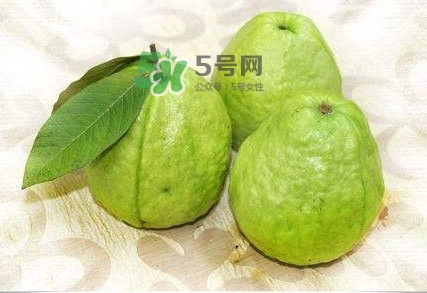 芭樂要削皮嗎？吃芭樂有什么好處？