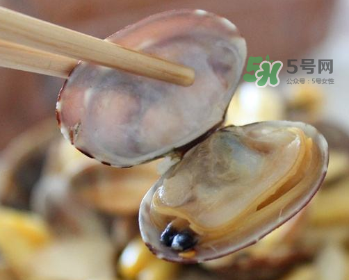 花蛤里面的黑色像屎能吃嗎？花蛤里面的黑色能吃嗎？