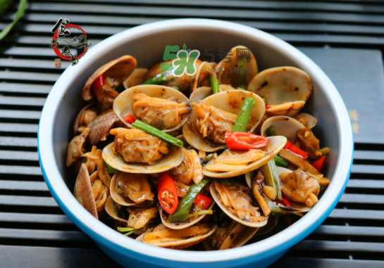 花蛤不能和什么同食？花蛤不能和什么一起吃？
