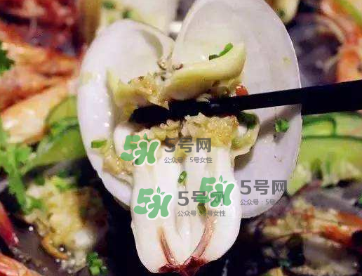 花蛤沒開口能吃嗎？花蛤不張嘴是不是死了？