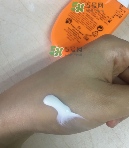 雅漾防曬霜怎么樣？雅漾防曬霜防水嗎？