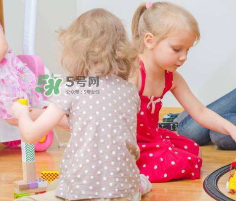 孩子在幼兒園被咬了怎么辦？孩子在幼兒園受傷怎么辦？