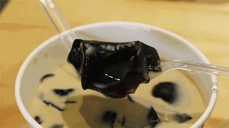 仙草凍怎么吃？仙草粉做的仙草凍怎么會(huì)有點(diǎn)苦