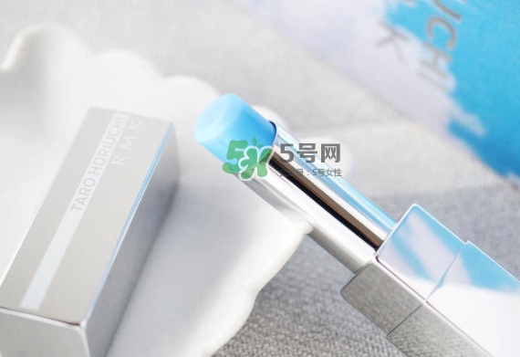 rmk藍(lán)色唇膏多少錢(qián)？rmk藍(lán)色唇膏試色