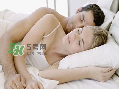 安全套越薄越好嗎？超薄避孕套會破嗎？