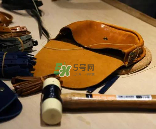roberu peace and smile笑臉錢(qián)包多少錢(qián)_在哪買(mǎi)_怎么買(mǎi)？