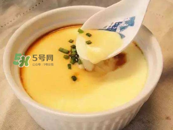 蒸雞蛋是冷水上鍋蒸嗎？蒸雞蛋是用冷水還是熱水？