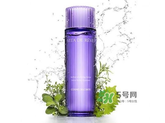 dermafirm德妃紫蘇水變色怎么回事？德妃紫蘇水什么顏色？