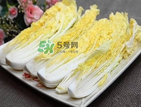 娃娃菜是轉(zhuǎn)基因蔬菜嗎？娃娃菜是涼性的嗎