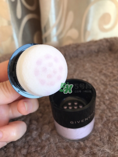 紀(jì)梵希蘑菇散粉色號怎么選？紀(jì)梵希蘑菇散粉色號試色