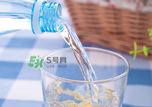 蘇打水一天喝多少最好？蘇打水每天喝多少合適？