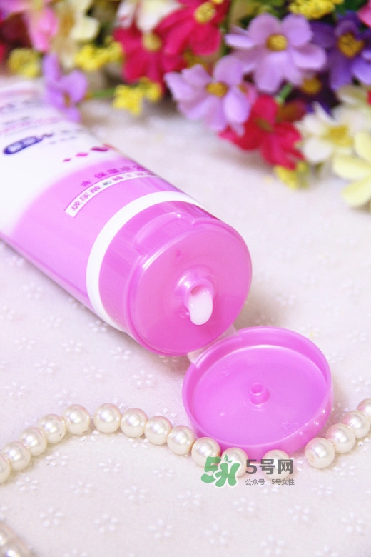 碧柔卸妝潔面乳好用嗎？碧柔卸妝潔面乳怎么用？