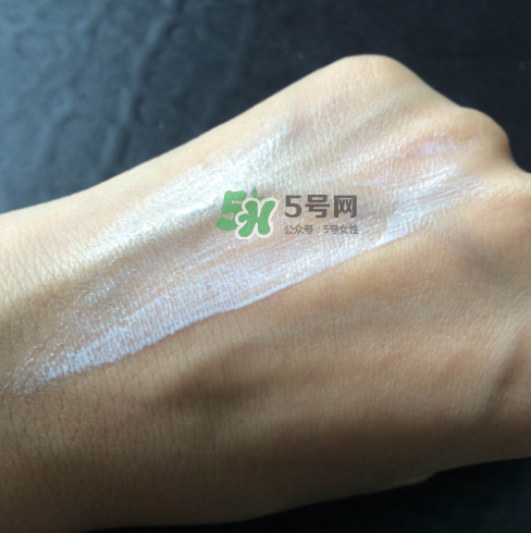 歐詩漫防曬霜防水嗎？歐詩漫防曬霜怎么卸？