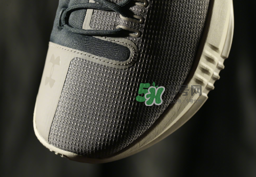 under armour drive 4怎么樣？ua安德瑪drive 4測評