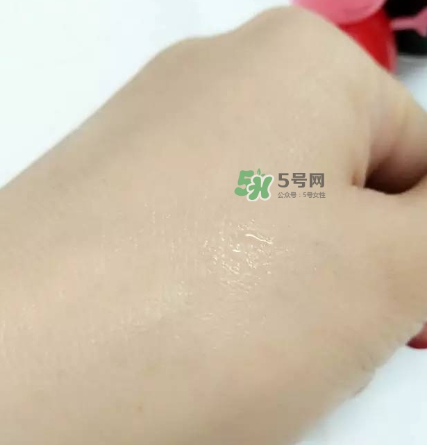 玫珂菲水粉霜怎么樣？玫珂菲全新雙用水粉霜好用嗎？