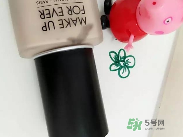 玫珂菲水粉霜怎么樣？玫珂菲全新雙用水粉霜好用嗎？