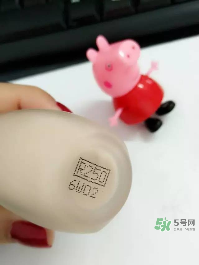 玫珂菲水粉霜怎么樣？玫珂菲全新雙用水粉霜好用嗎？