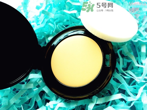Bobbi Brown芭比波朗粉凝霜怎么樣？芭比波朗無(wú)感持妝粉凝霜好用嗎？