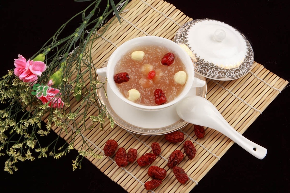 產(chǎn)后吃燕窩有什么好處？產(chǎn)后多久可以吃燕窩？