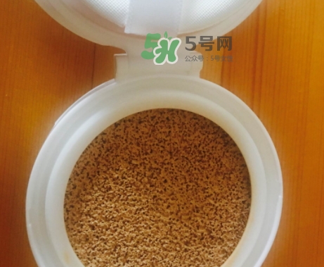蘭蔻小粉盒氣墊多少錢(qián)？蘭蔻小粉盒氣墊專柜價(jià)格