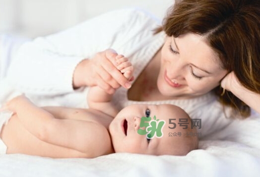 剖腹產(chǎn)真的不疼嗎？20位產(chǎn)后媽媽告訴你剖腹產(chǎn)有多疼
