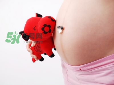 順產(chǎn)前做什么運動生得快？順產(chǎn)前吃什么有助分娩？