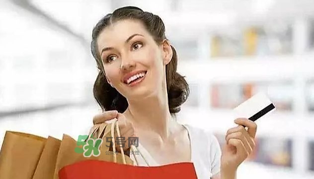 生孩子會(huì)遇到尷尬的事情有哪些？生孩子會(huì)變老嗎？