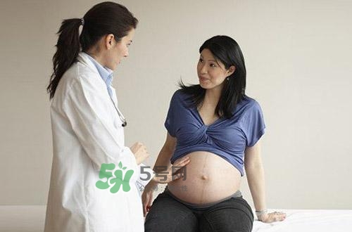 生孩子會(huì)遇到尷尬的事情有哪些？生孩子會(huì)變老嗎？