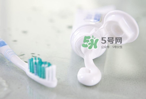 牙膏怎么去黑頭？牙膏去黑頭有用嗎
