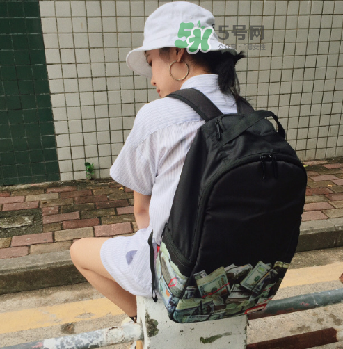 sprayground翅膀書包多少錢？sprayground雙肩包什么價位？