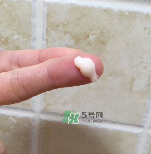 蘭芝致寵凝時(shí)菁煥精華眼霜多少錢？蘭芝致寵凝時(shí)菁煥精華眼霜價(jià)格