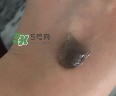 韓后茶蕊去角質(zhì)素怎么用？韓后茶蕊亮滑去角質(zhì)素用法